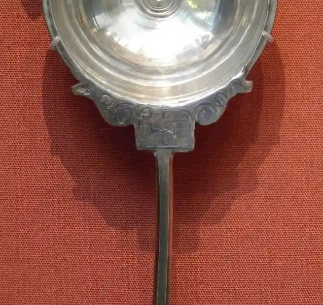 Cross symbol, The Carthage Treasure: Spoons and patera